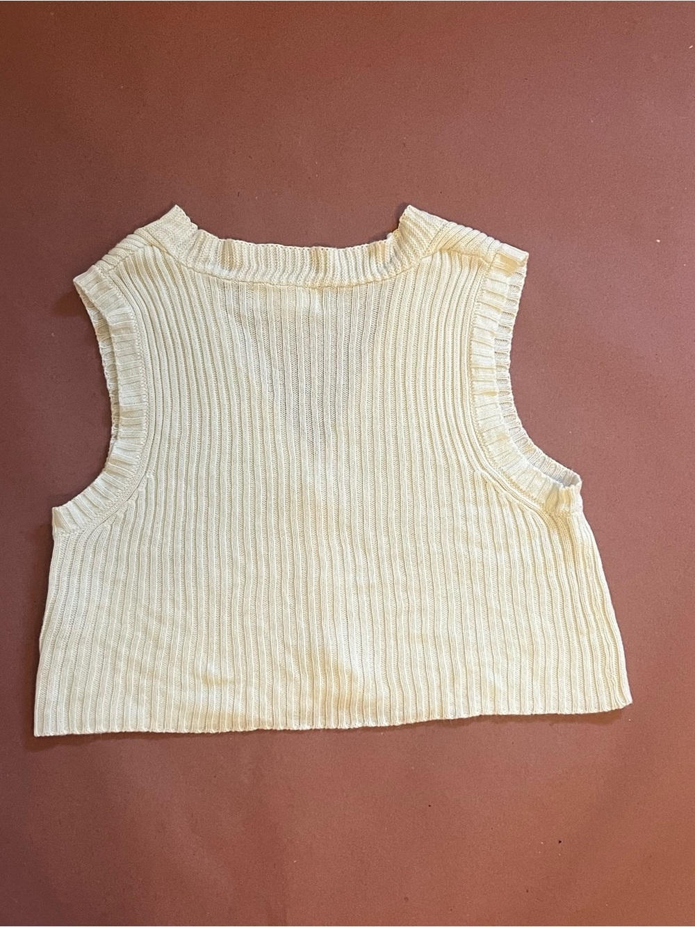 Cream Ribbed Cropped Knit Button-Front Vest - Picture 5 of 5